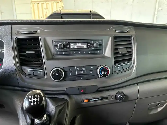 Ford Transit view 11
