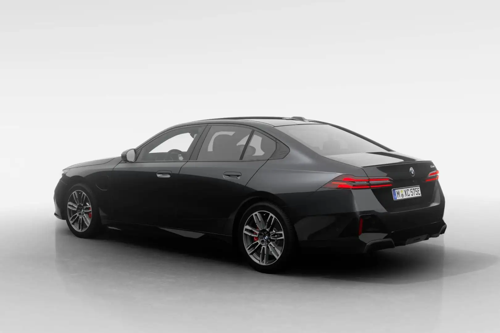 BMW 530 5 Serie Sedan 530e M Sport Edition | M Sport Pro | Grijs - 2