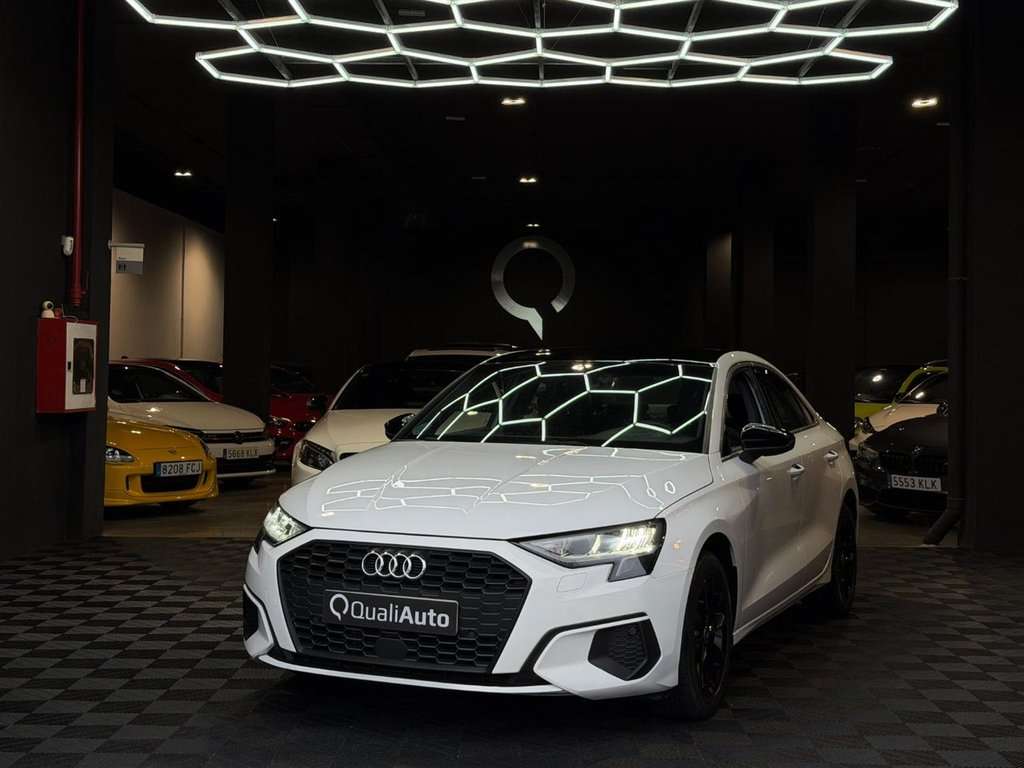 Audi A3 Sedan Advanced 30 TFSI 81kW 110CV - foto 1