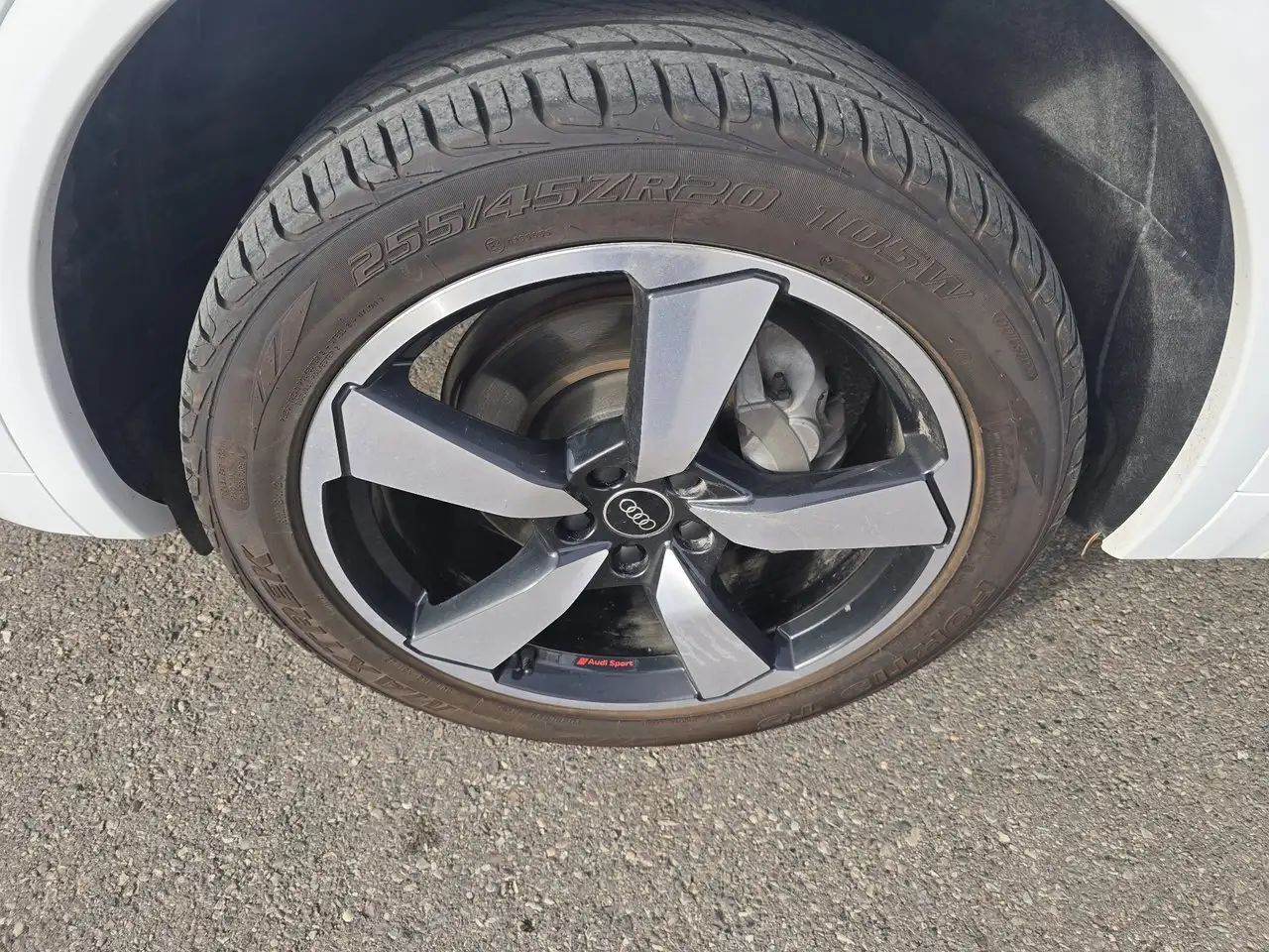 Audi Q5 снимка Audi Q5