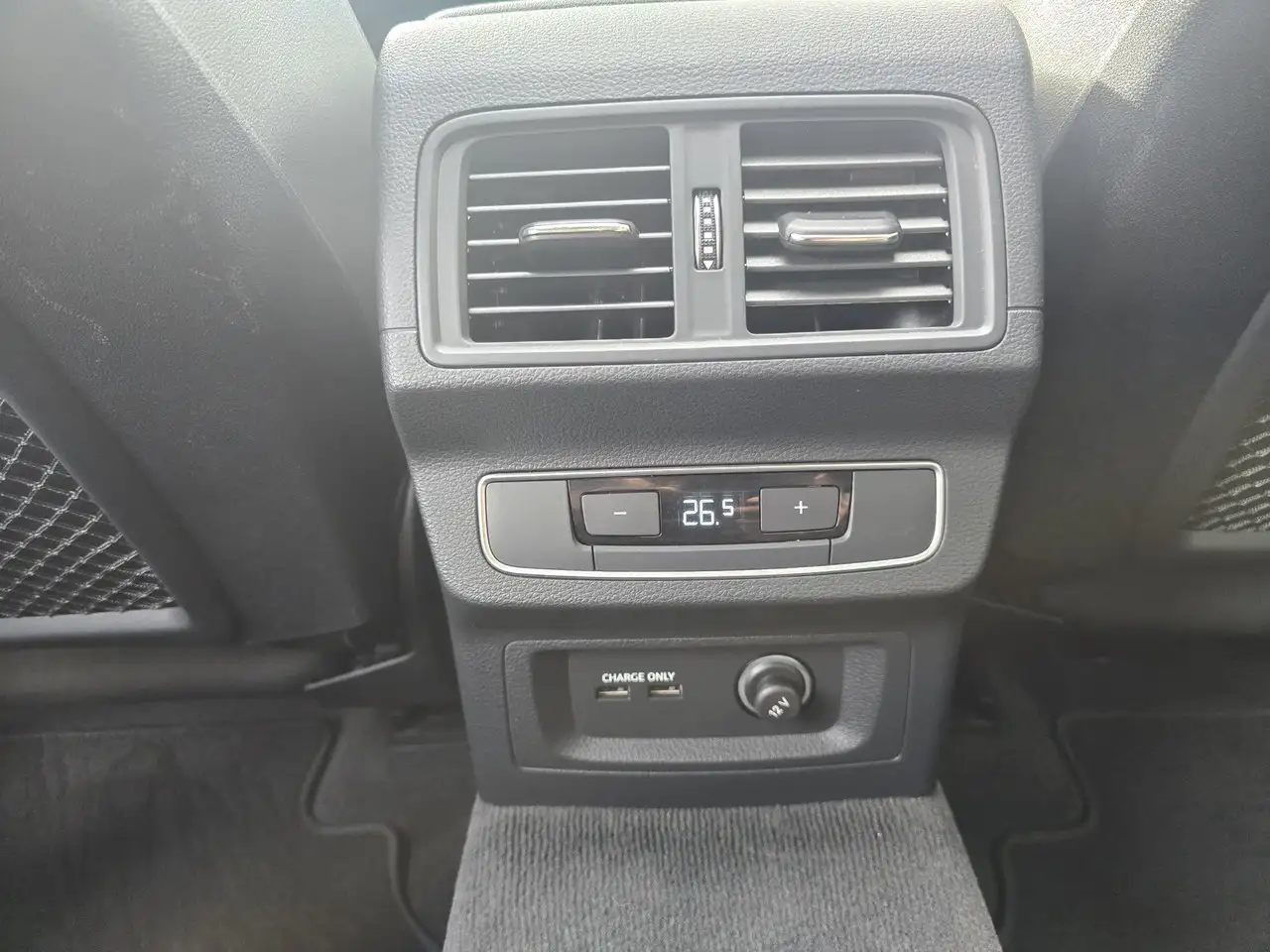 Audi Q5 снимка Audi Q5