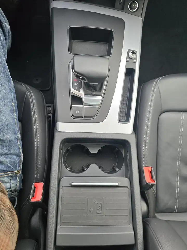 Audi Q5 снимка Audi Q5