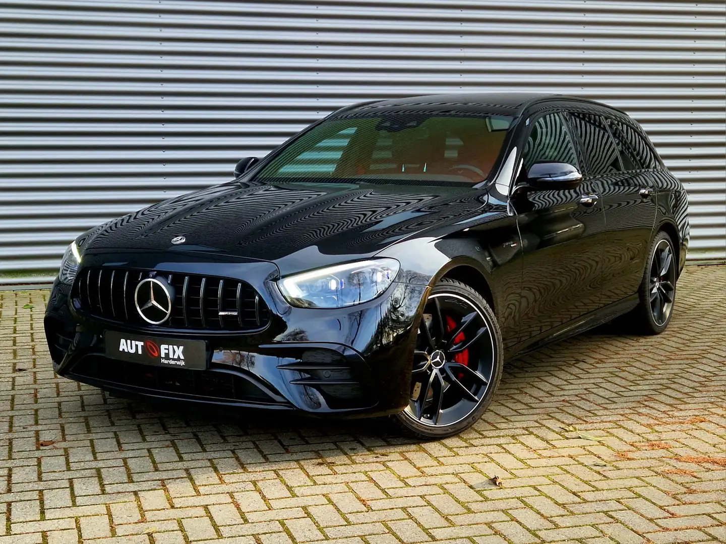 Mercedes-Benz E 53 AMG Estate 4MATIC+ / Pano / ACC / 360° Noir - 1
