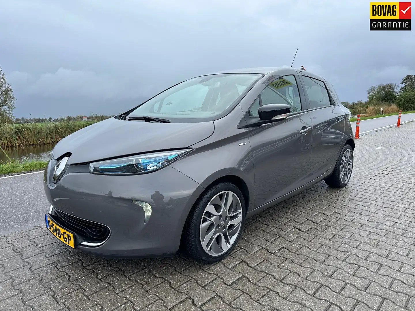 Renault ZOE Q90 Bose Quickcharge 41 kWh (ex Accu), Leder, Stoe Grijs - 1