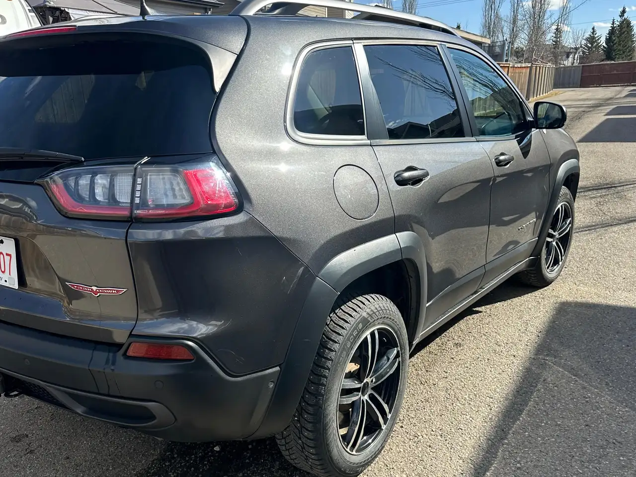 Jeep Cherokee снимка Jeep Cherokee