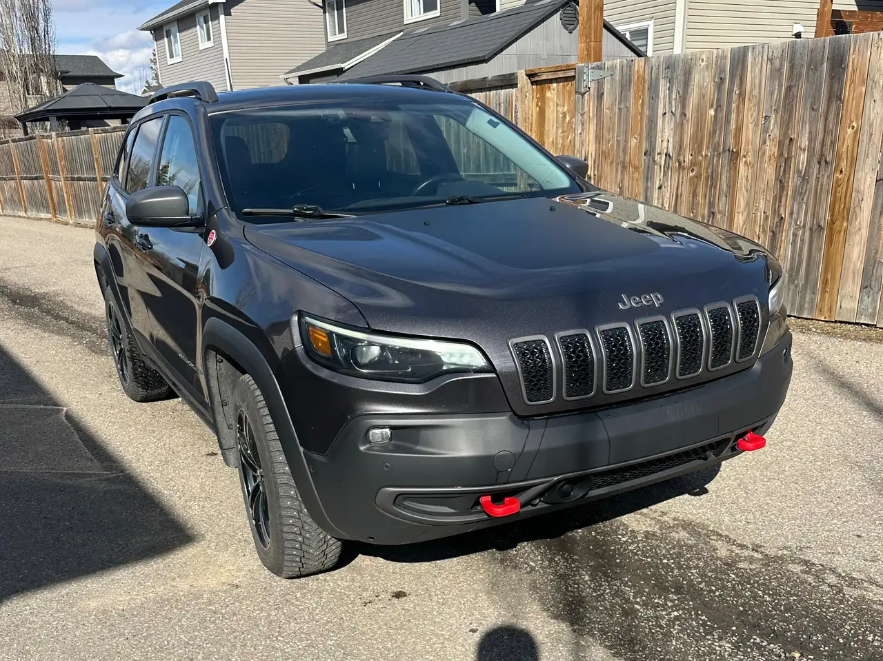 Jeep Cherokee снимка Jeep Cherokee
