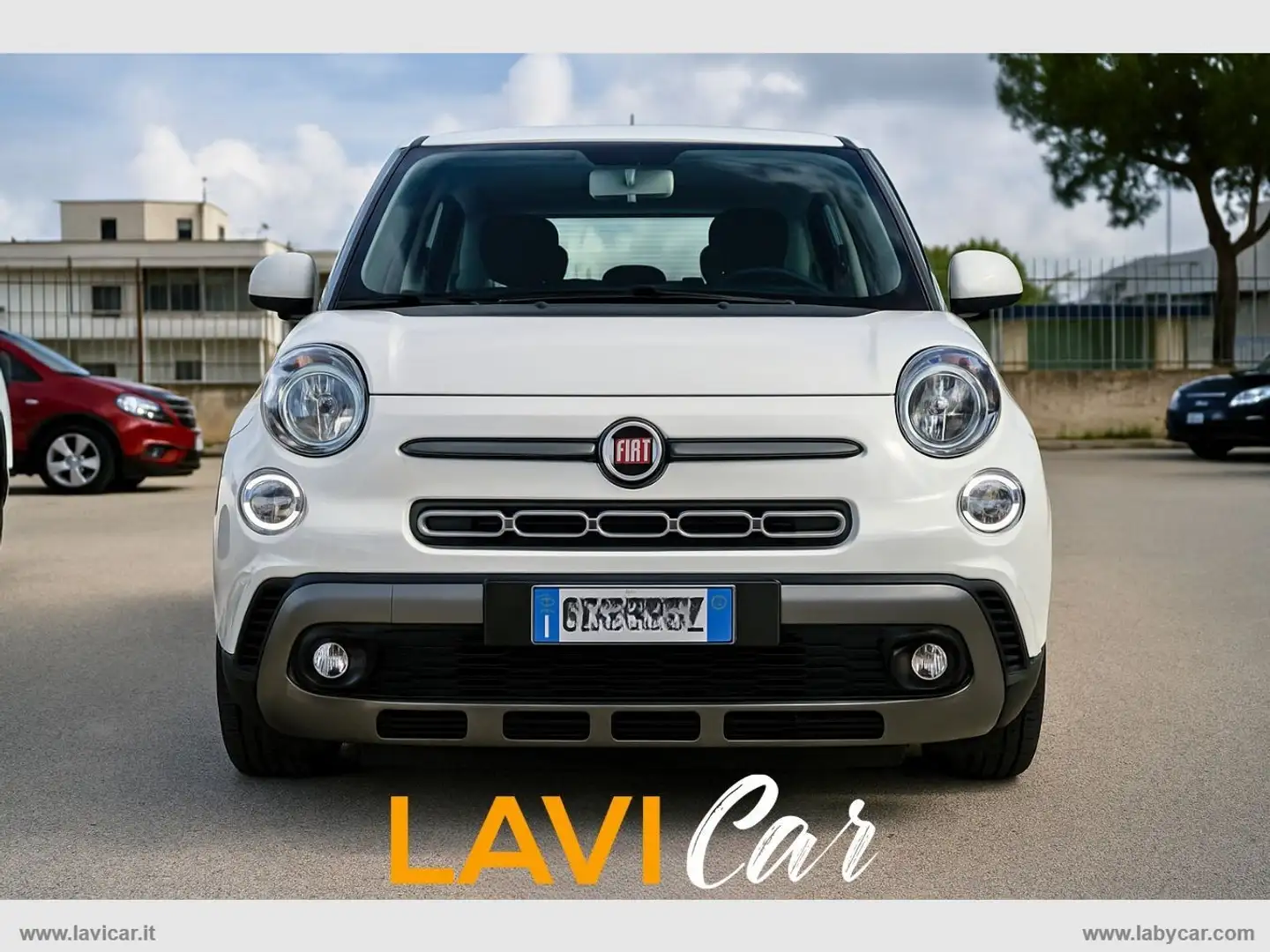 Fiat 500L 1.3 MJT 95 CV Cross Blanc - 1