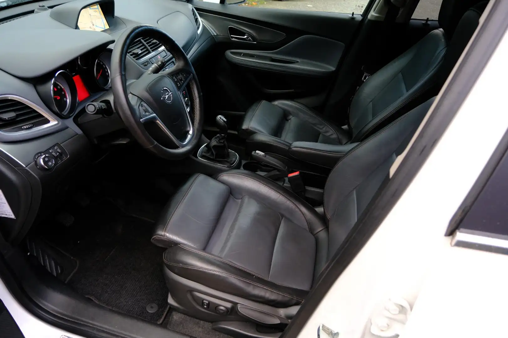 Opel Mokka 1.4 T Cosmo Leder|Navi|Clima|Stoelverw|LMV Biały - 2