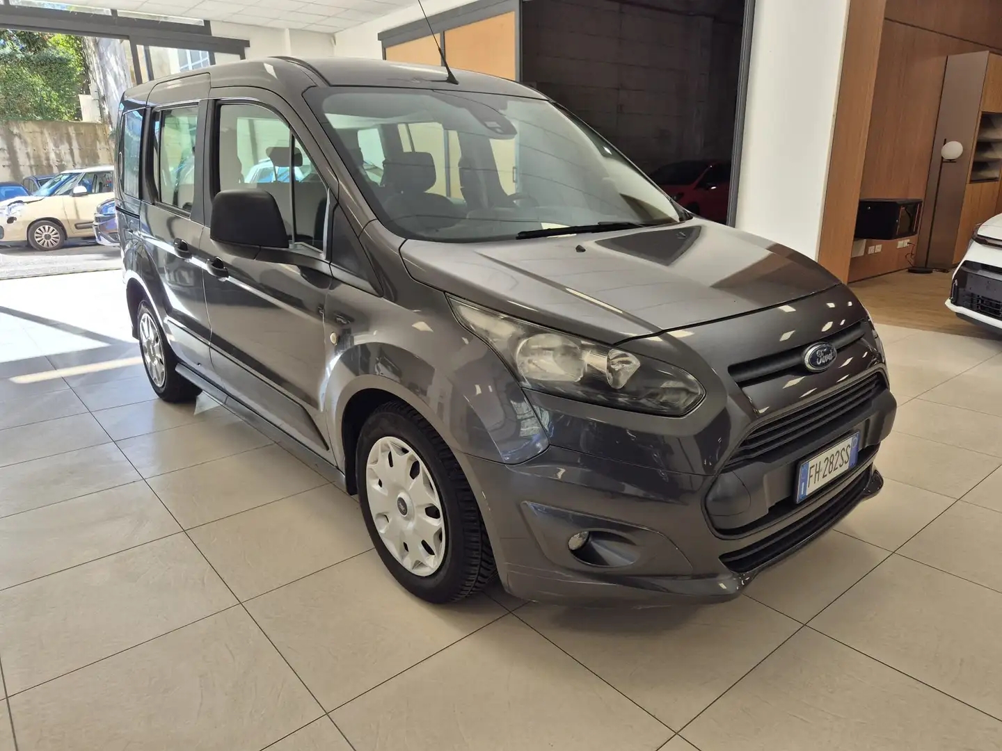 Ford Tourneo Connect 5 posti TD 100cv Grigio - 2
