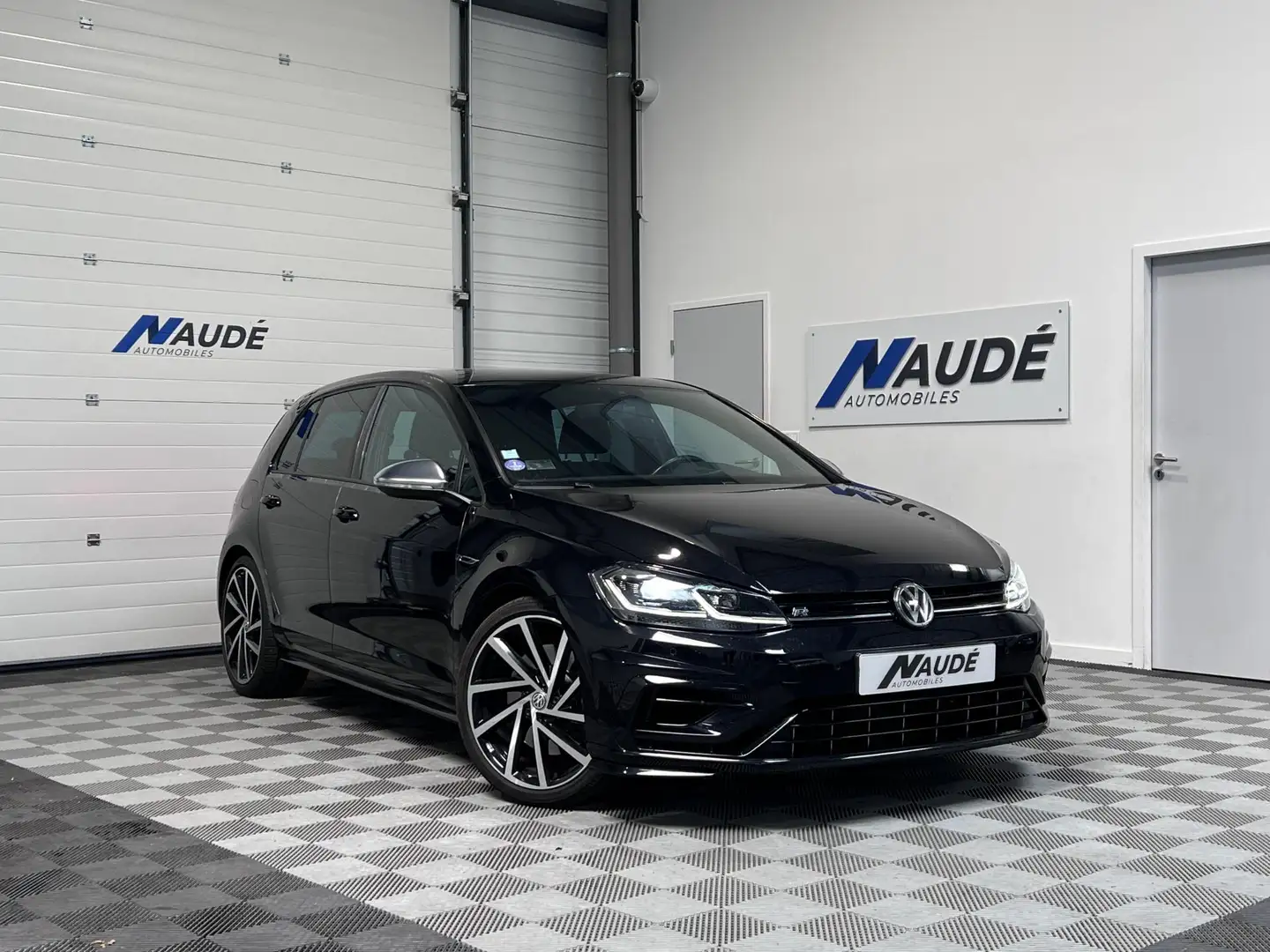 Volkswagen Golf 7 R 2.0 TSI 300 CH DSG7 4Motion Origine France Noir - 1