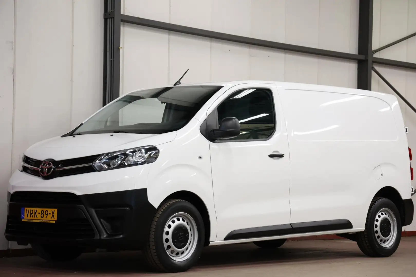 Toyota Proace Worker 2.0 D-4D Live L2H1 LANG Blanc - 1