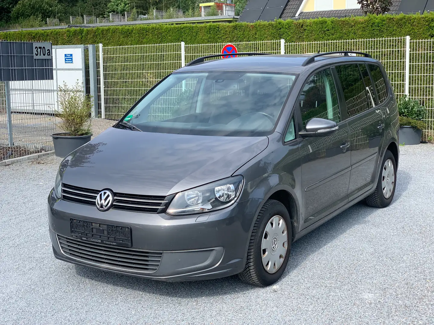 Volkswagen Touran ~STEUERKETTE NEU~EURO 5~KLIMAAUT.~SHZ~TÜV Grau - 1