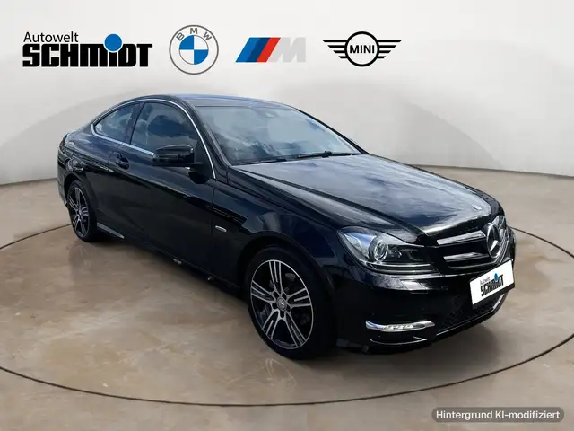 Mercedes-Benz C-Class view 8