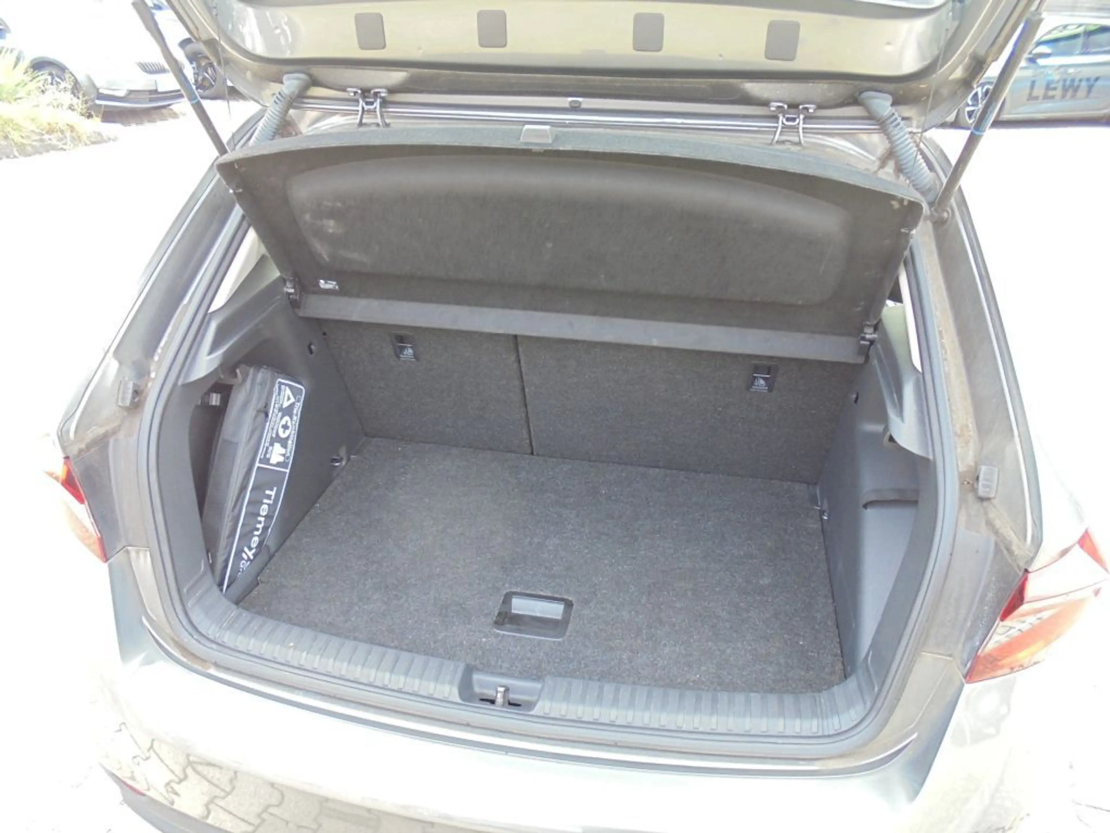 Skoda Fabia 1.0 MPI Ambition+PDC+Sitzheizung+Smartlink — photo 7