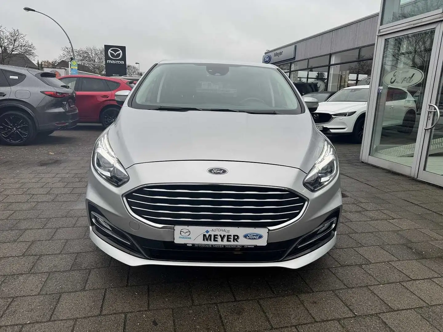 Ford S-Max Diesel 2.0 EcoBlue TREND Argent - 2