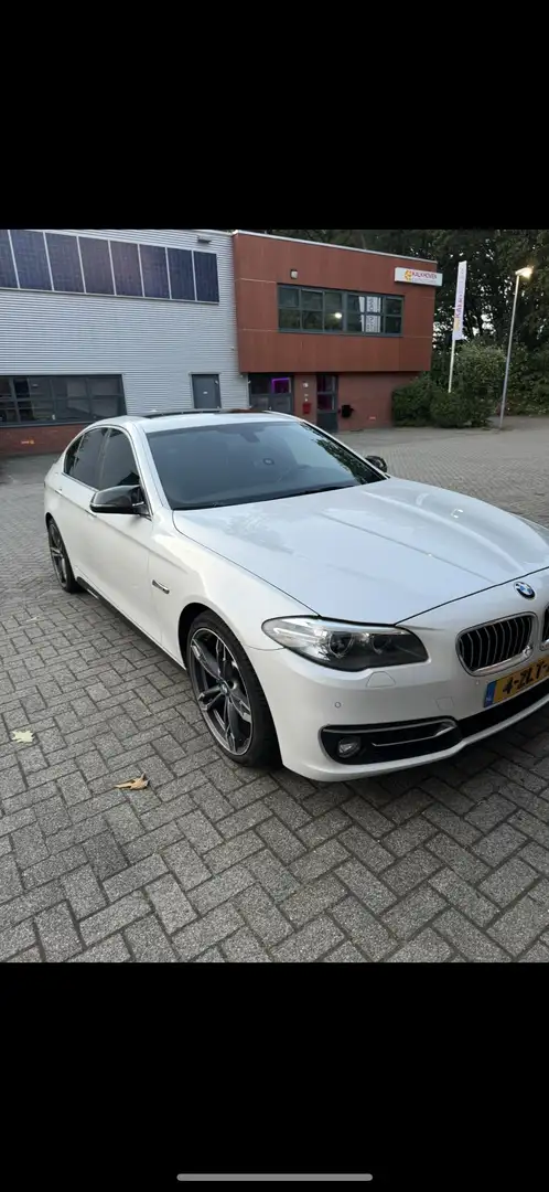 BMW 528 Luxury Edition Alb - 1