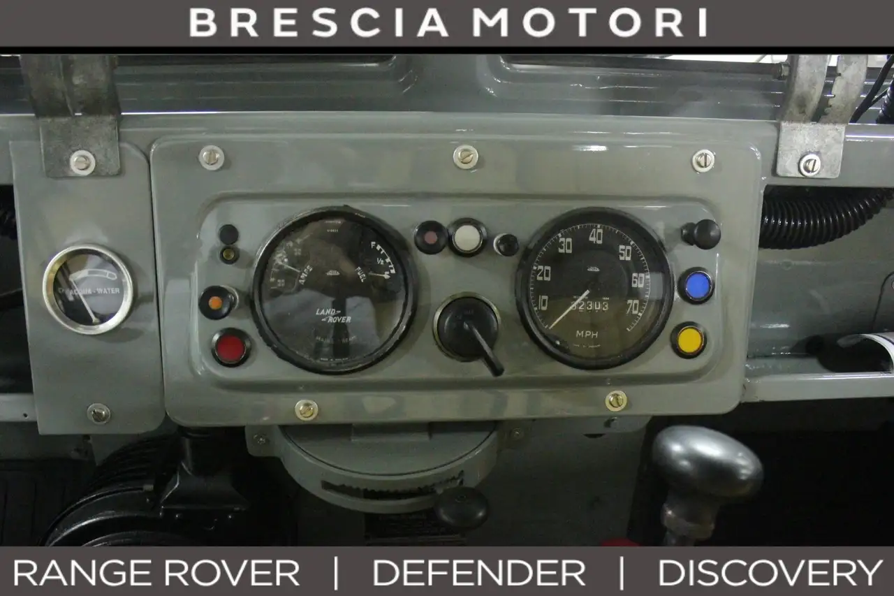 Land Rover Series IIA 109, foto 8