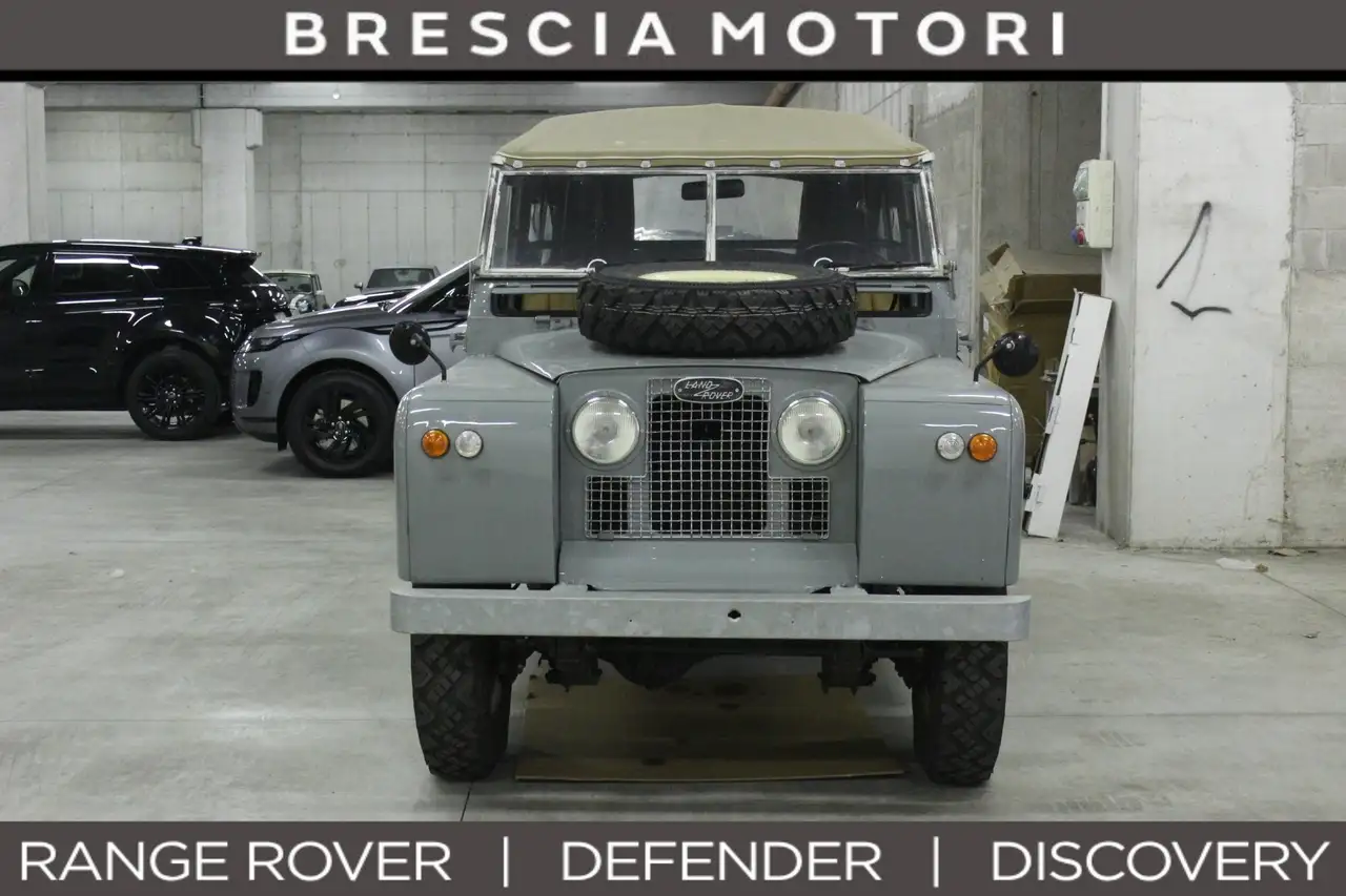 Land Rover Series IIA 109, foto 12