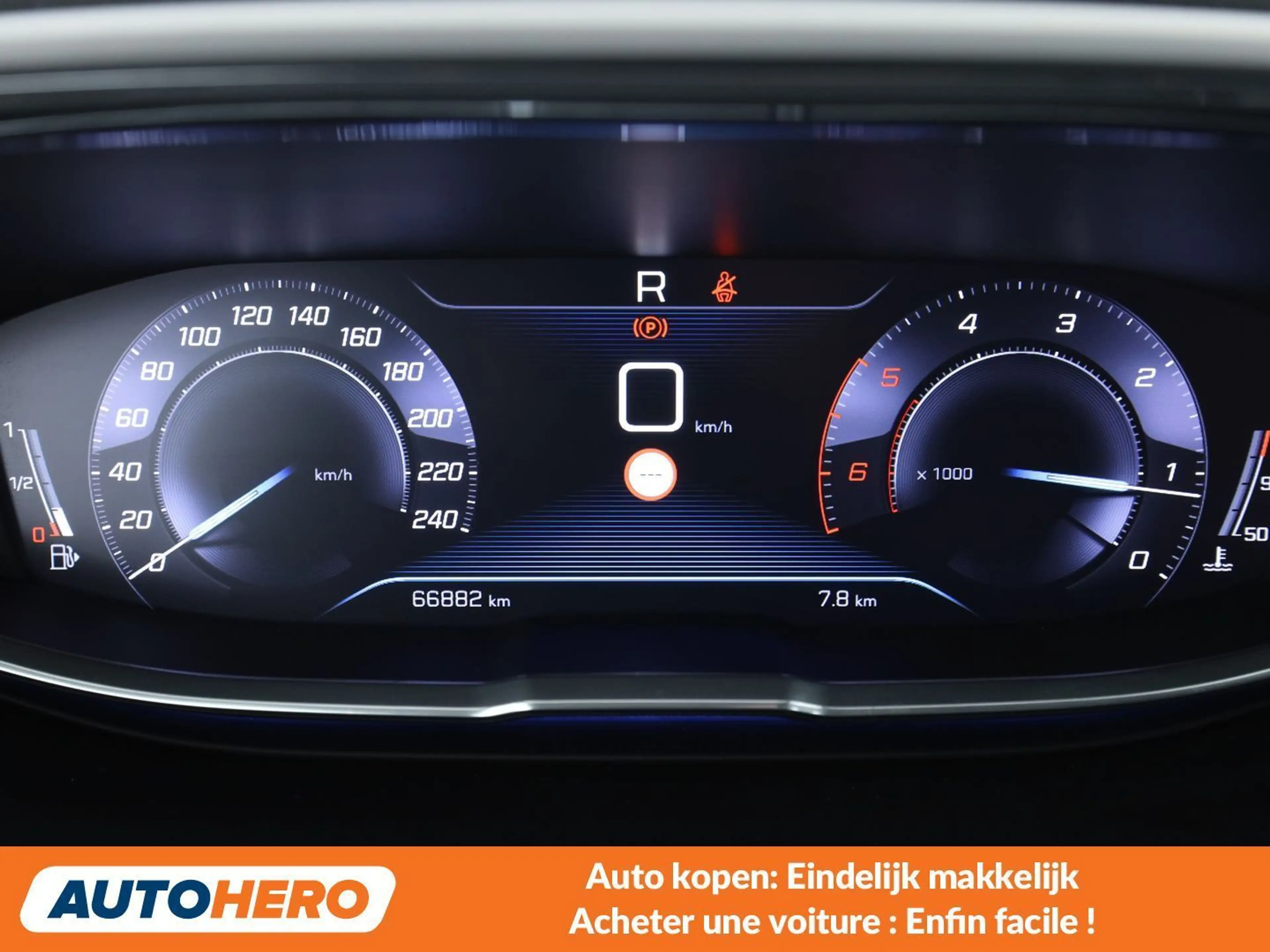 Peugeot 3008 2.0 Blue-HDi GT — photo 6