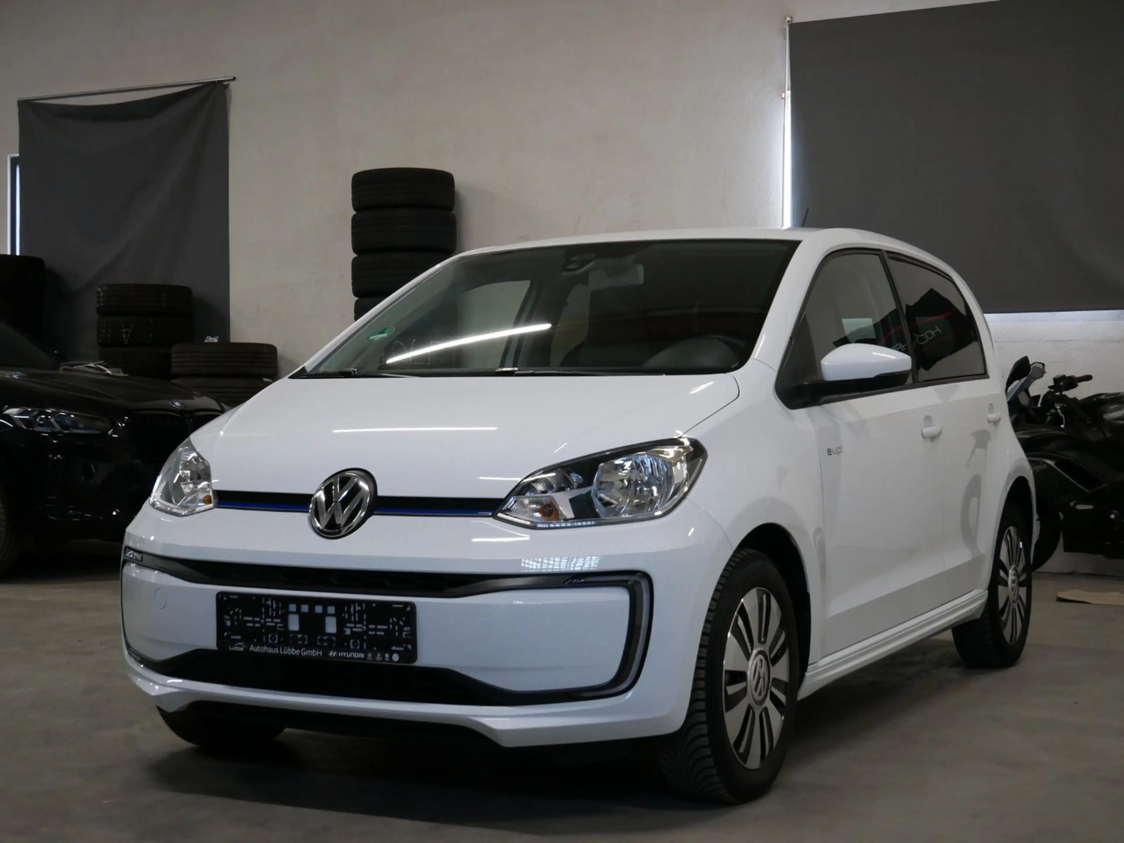 Volkswagen up! KAMERA SITZHEIZUNG BLUETOOTH PDC AUTOMATIK — photo 2