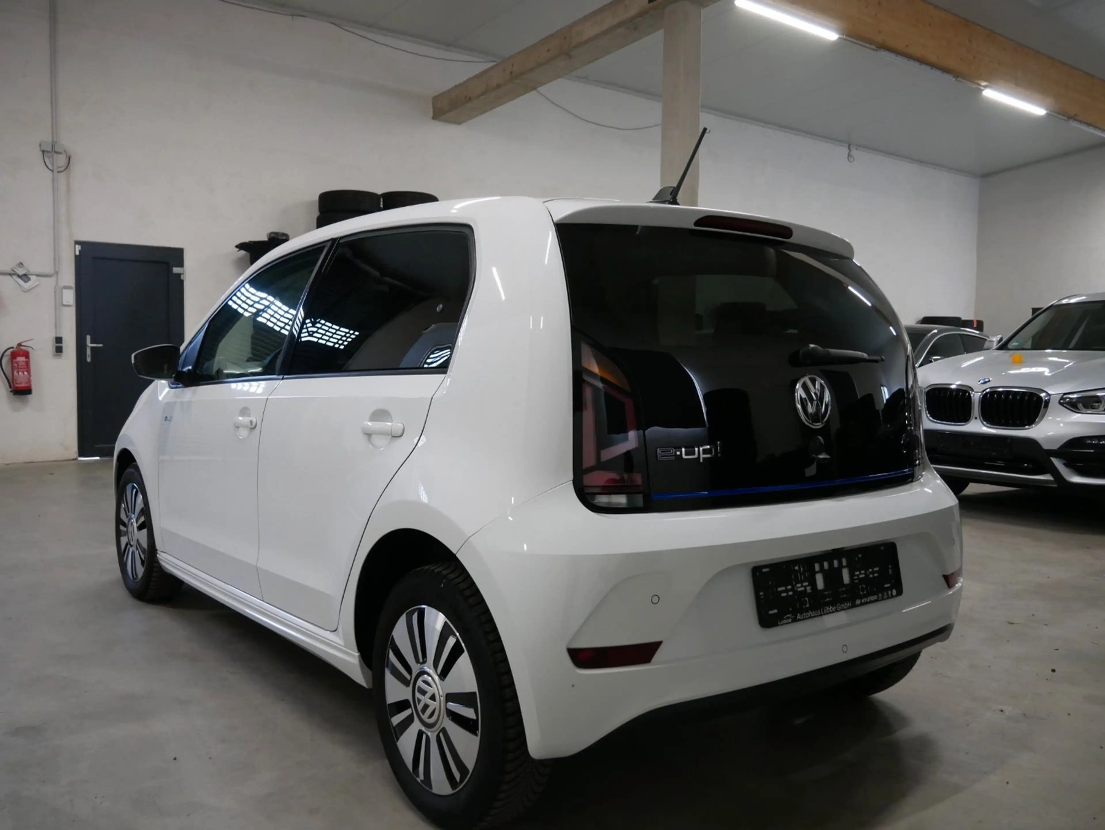 Volkswagen up! KAMERA SITZHEIZUNG BLUETOOTH PDC AUTOMATIK — photo 8