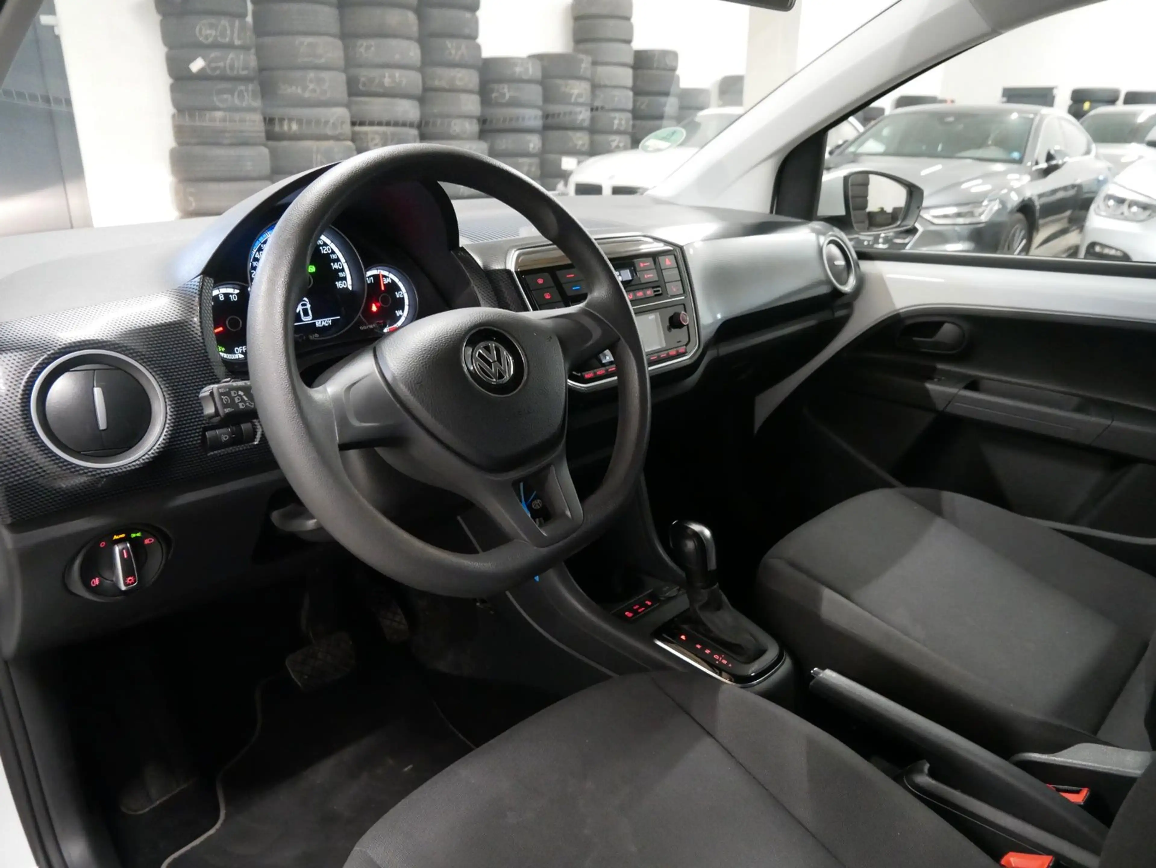 Volkswagen up! KAMERA SITZHEIZUNG BLUETOOTH PDC AUTOMATIK — photo 15