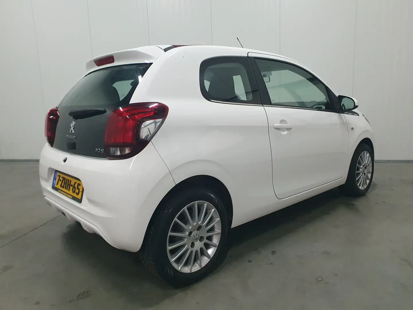 Peugeot 108 1.0 e-VTi Active TOP! AIRCO/SCHUIFDAK/LMV Белый - 2