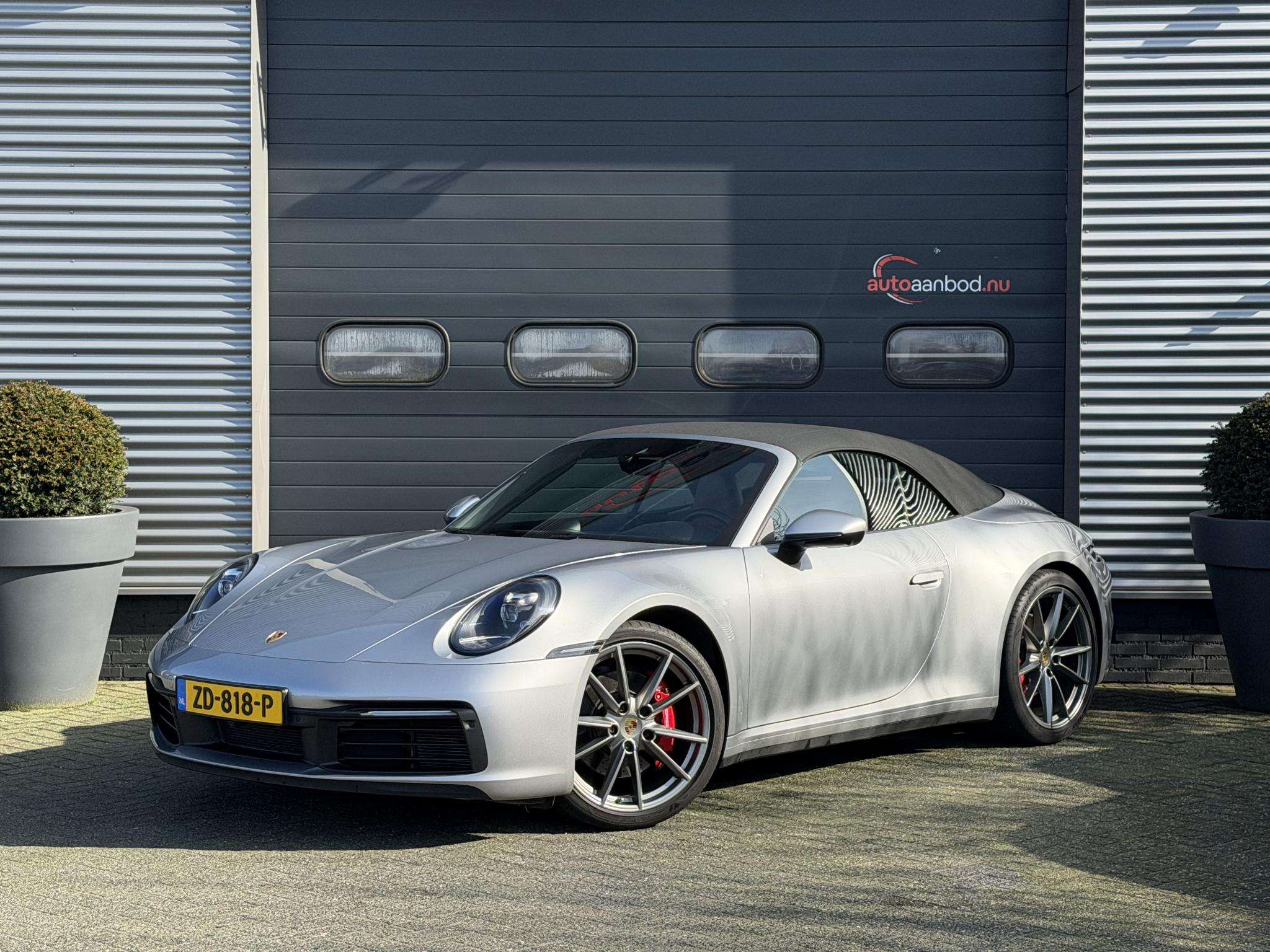 Porsche 992