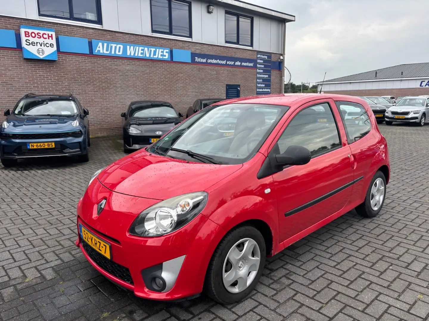 Renault Twingo 1.2-16V 55kw | Authentique Rojo - 2