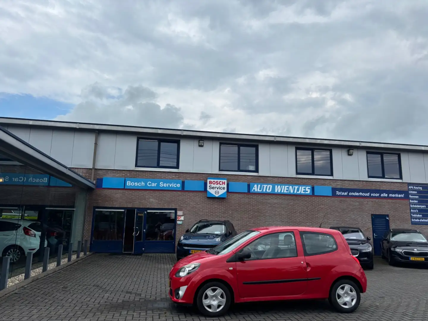 Renault Twingo 1.2-16V 55kw | Authentique Rojo - 1