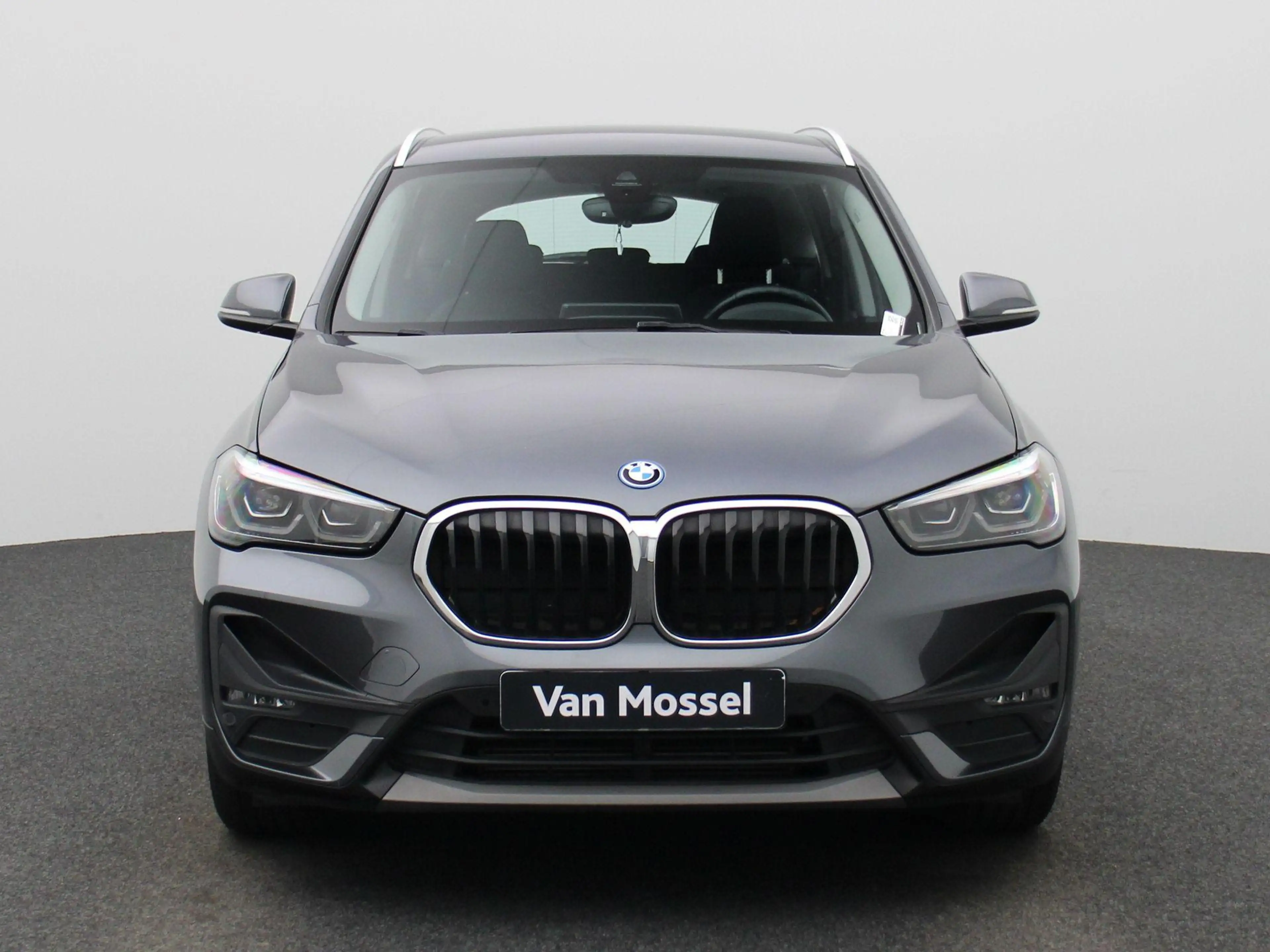 BMW X1 xDrive25e (162 kW) Camera | PDC V+A | HUD | Cruise — photo 3