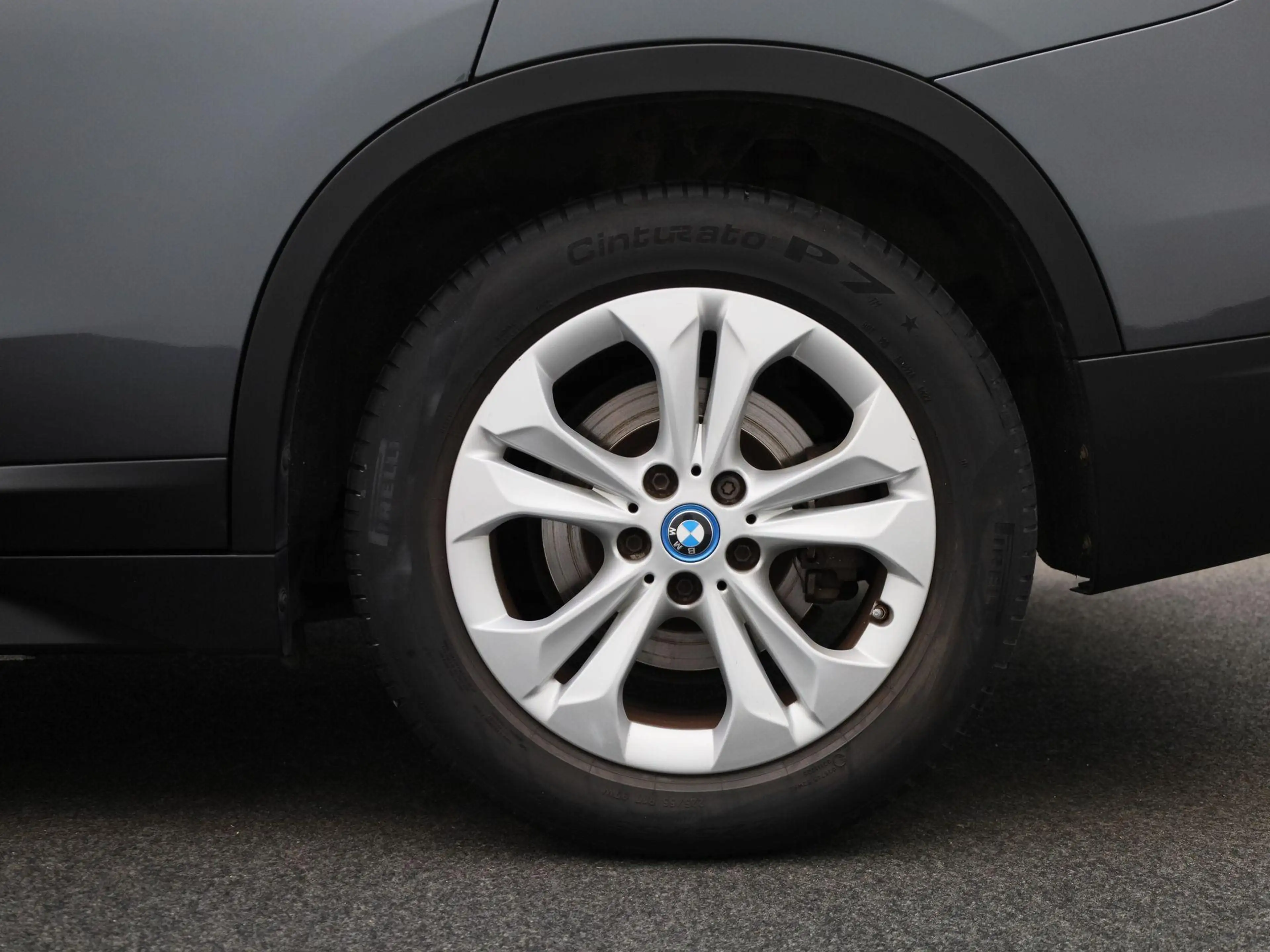 BMW X1 xDrive25e (162 kW) Camera | PDC V+A | HUD | Cruise — photo 15