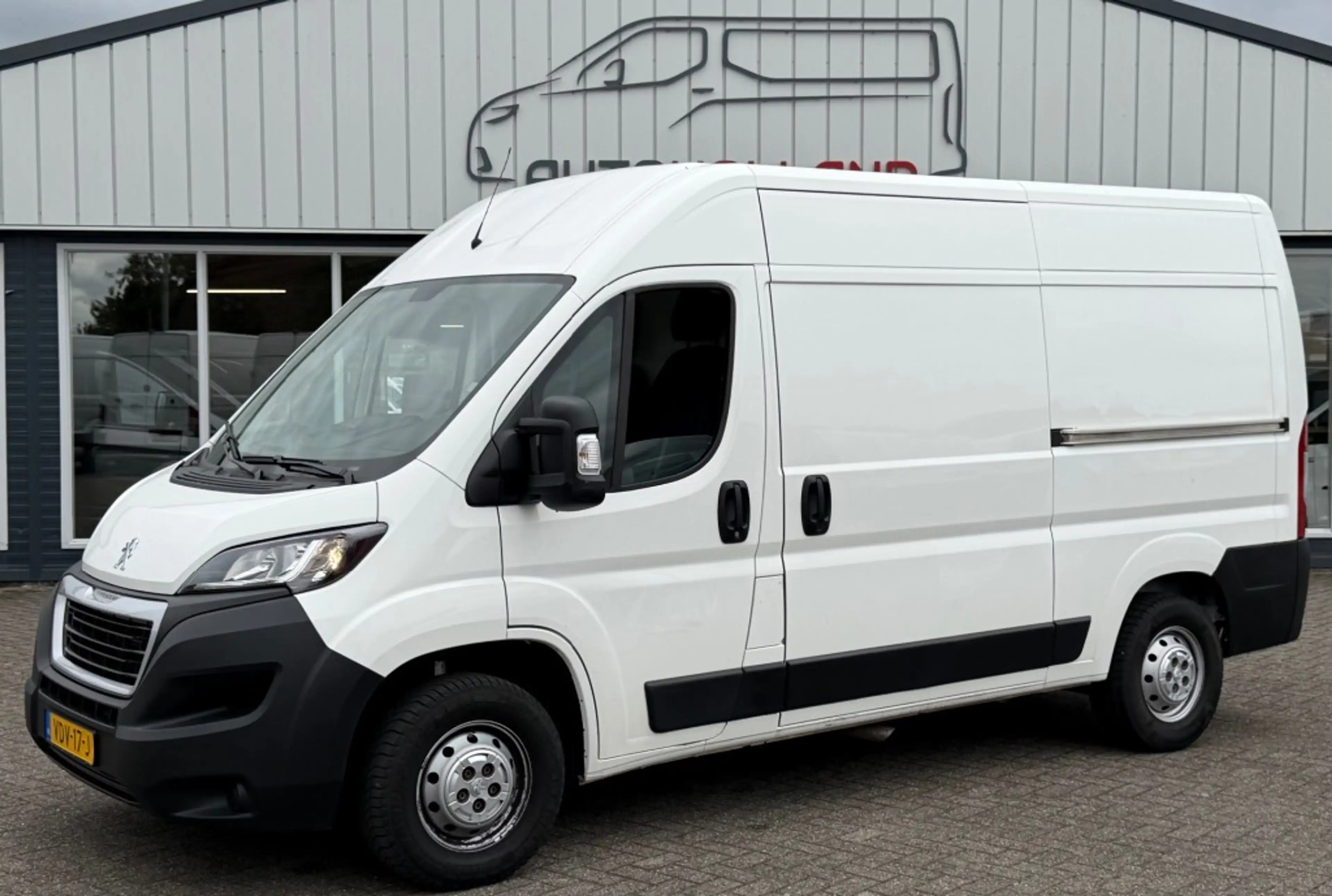 Peugeot Boxer 2.2 HDI 88KW 120PK L2H2 EURO 6 AIRCO/ CRUISE CONTR