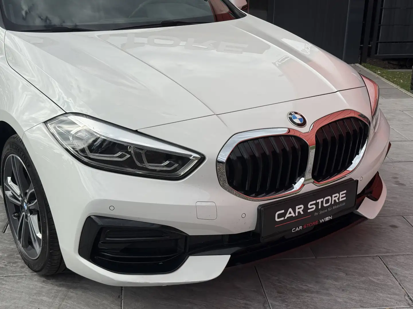 BMW 116 116d|SportLine|Navi|LED|Tempomat|1Besitz Weiß - 2