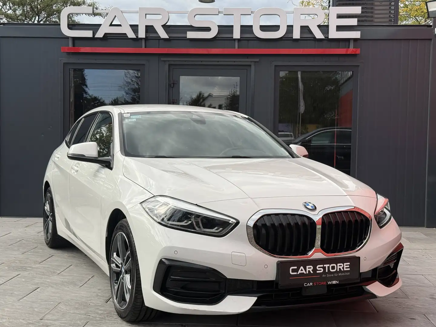 BMW 116 116d|SportLine|Navi|LED|Tempomat|1Besitz Weiß - 1