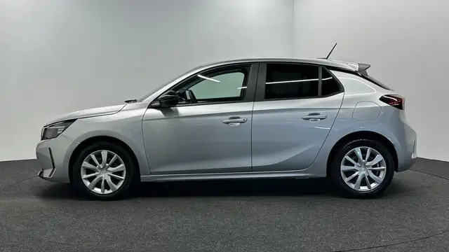 Opel Corsa view 8