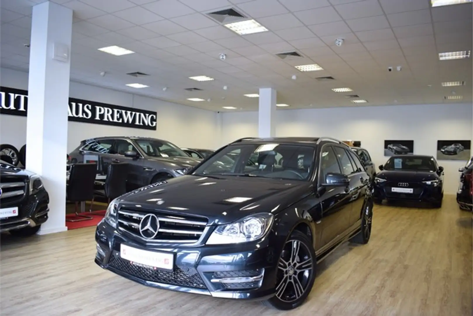 Mercedes-Benz C 180 T CGI FINAL EDT./AMG-STYL./NAVI/ SCHIEBED. Schwarz - 1