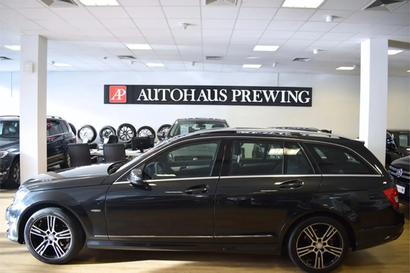 Mercedes-Benz C 180 T CGI FINAL EDT./AMG-STYL./NAVI/ SCHIEBED. Schwarz - 2