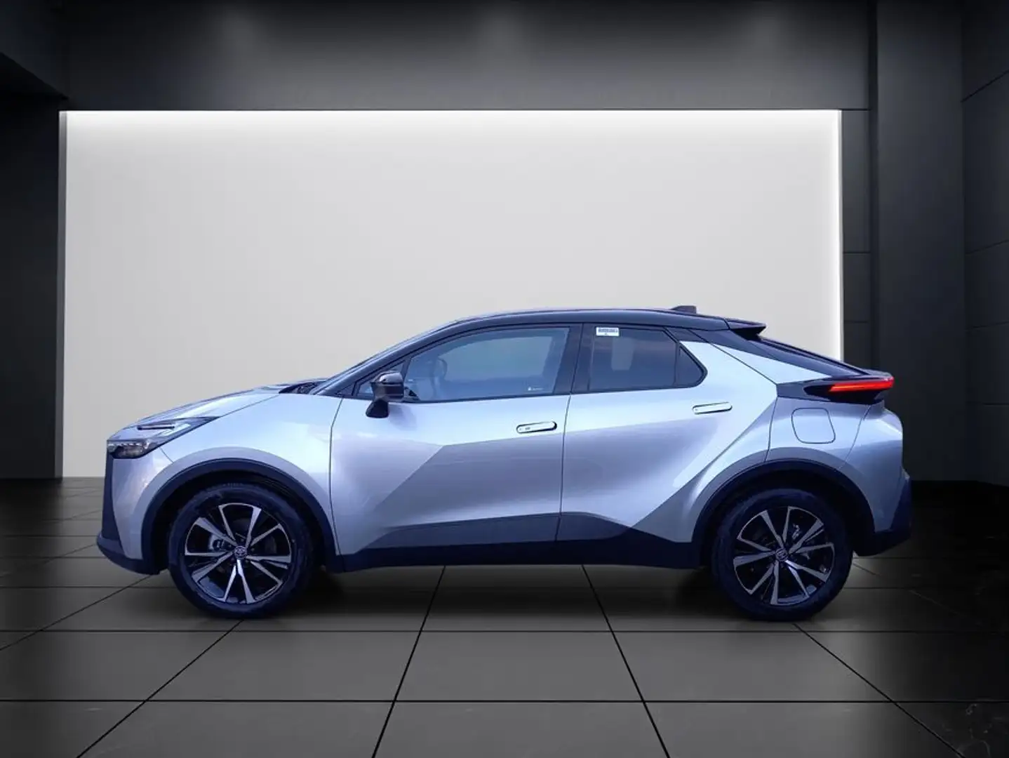 Toyota C-HR 2.0 Hybrid Teamplayer Silber - 2