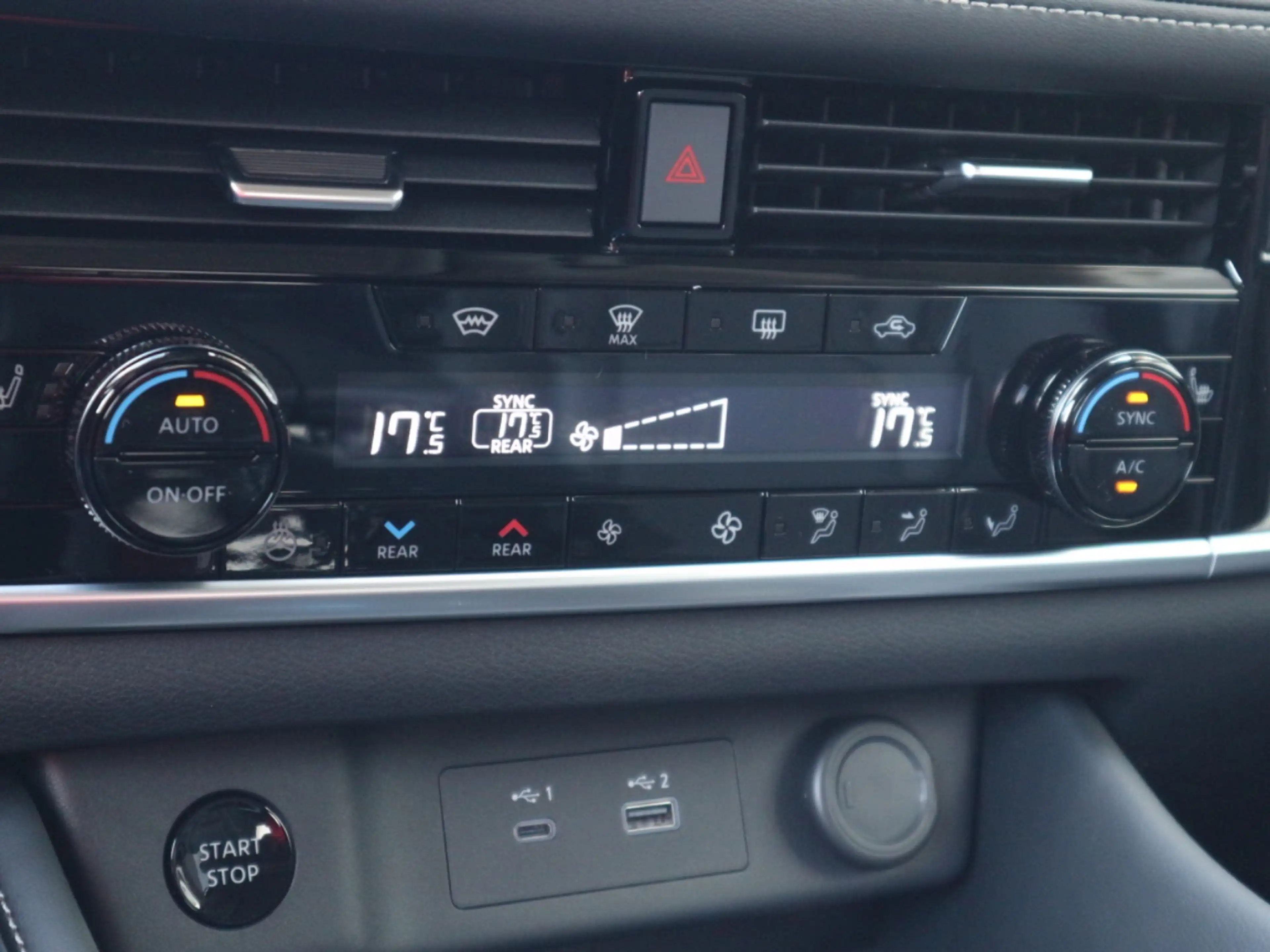 Nissan X-Trail TEKNA 1.5 VC-T e-POWER ACC+LED+Navi+SHZ — photo 13