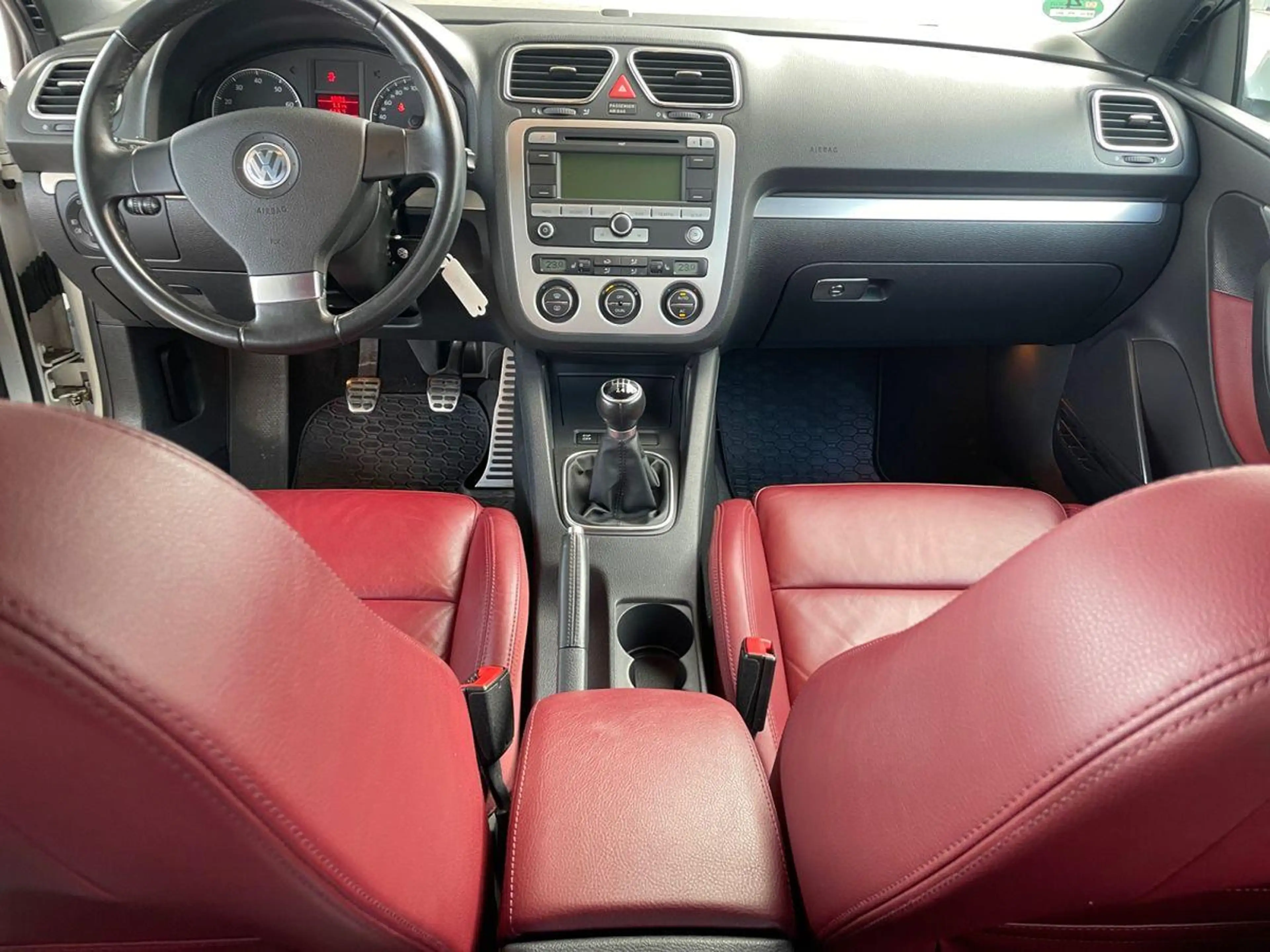 Volkswagen Eos 2.0  FSI * 1. HAND / NAVI / AHK / LMF * — photo 13
