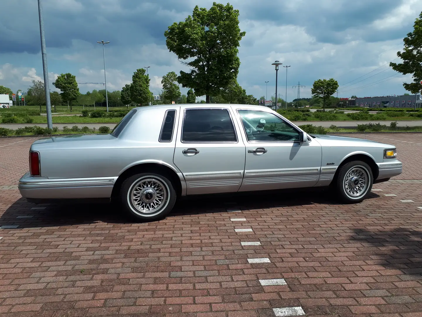 Lincoln Town Car Executive Series Argent - 2