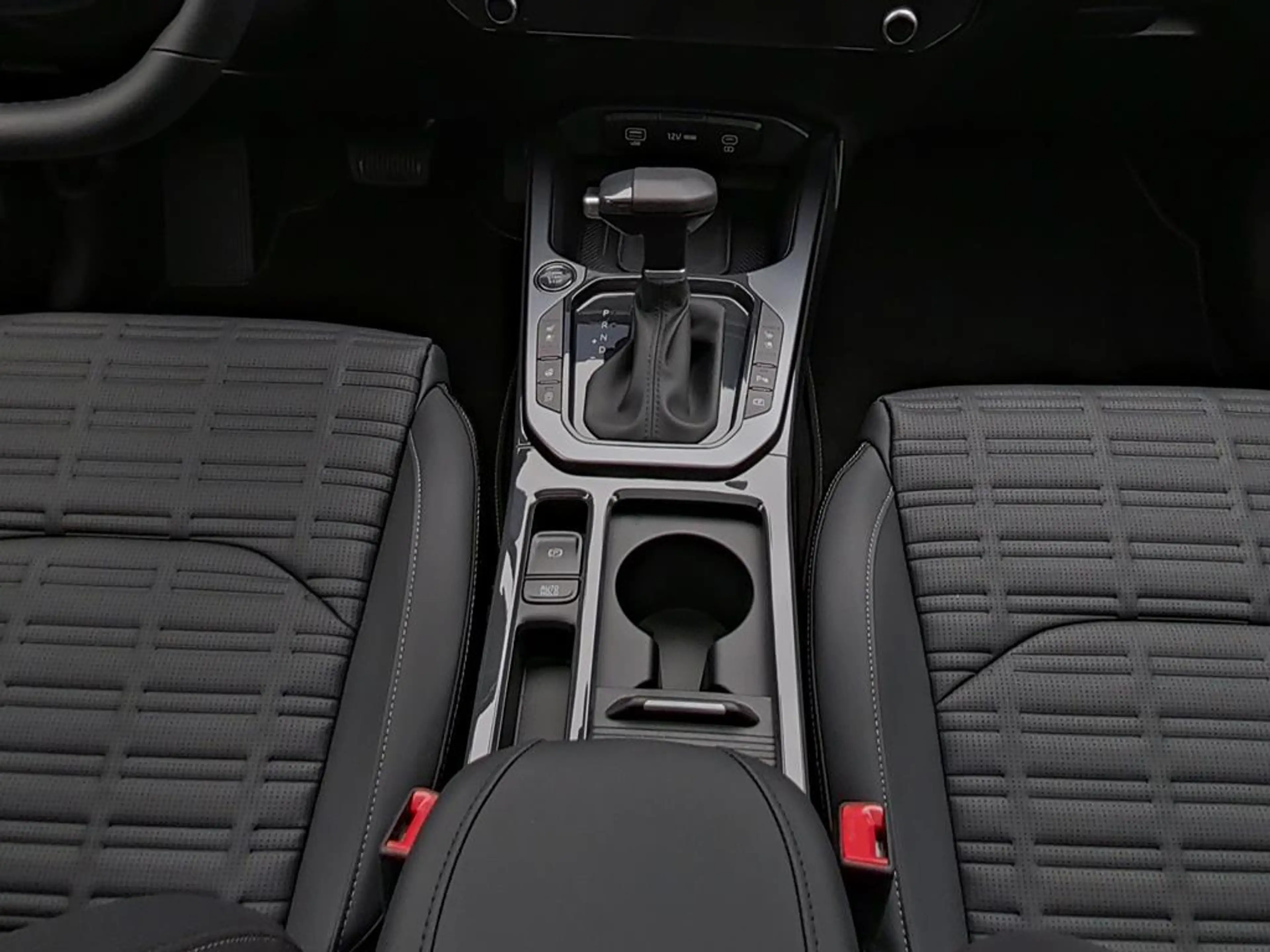 Kia XCeed 1.6T 180 DCT SPI SD SITZ ADV GD — photo 12