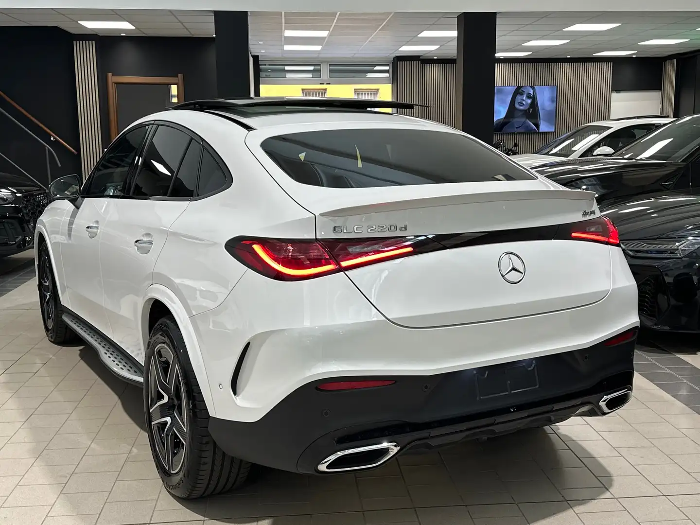 Mercedes-Benz GLC 220 Coupe d Premium Plus 4matic auto gancio traino Bianco - 1