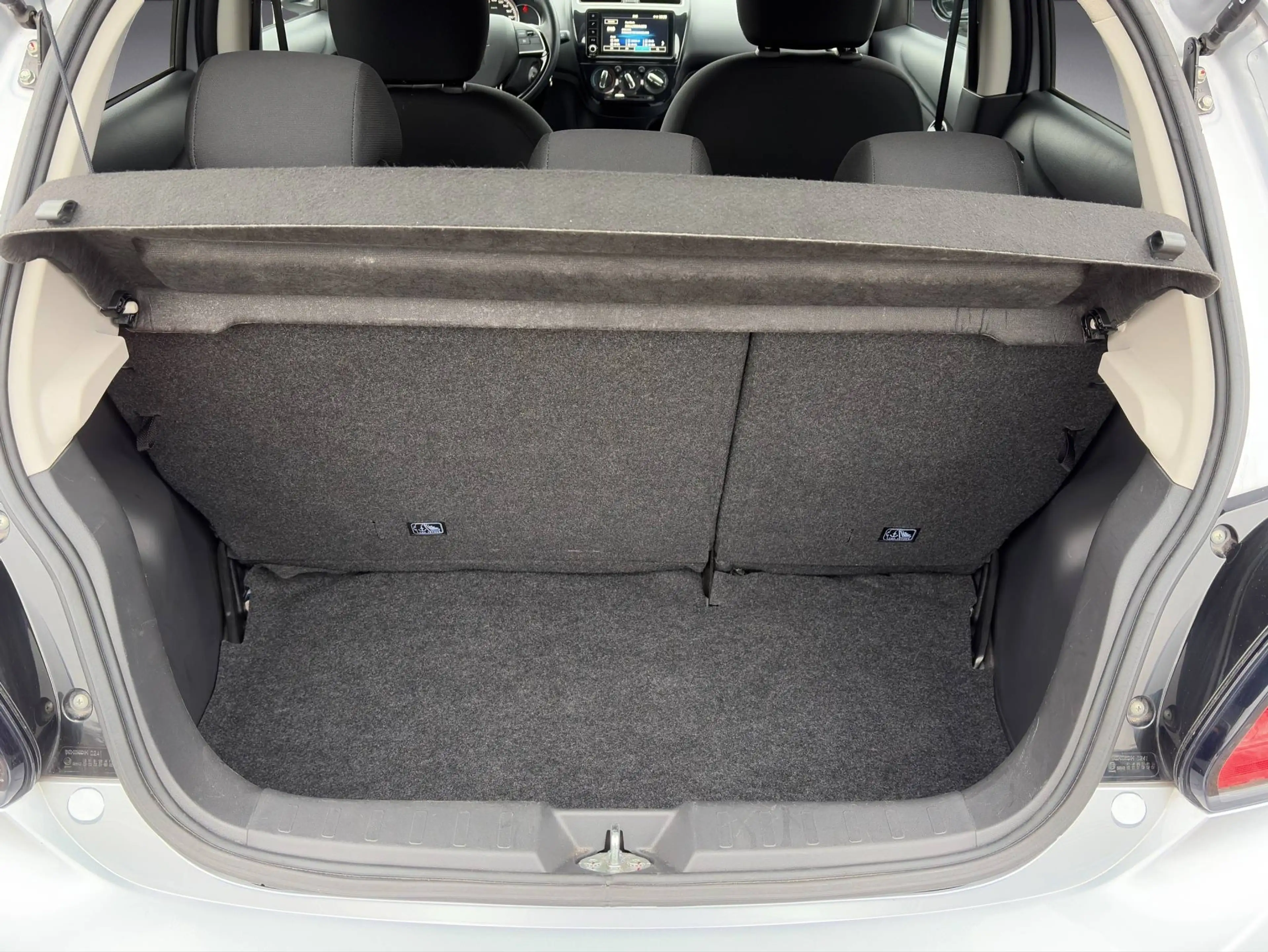 Mitsubishi Space Star Select +  DAB/RFK/CarPlay/All. — photo 11