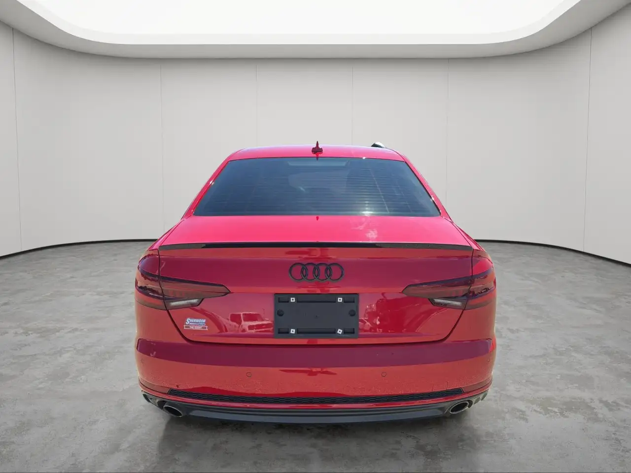 Audi A4 снимка Audi A4