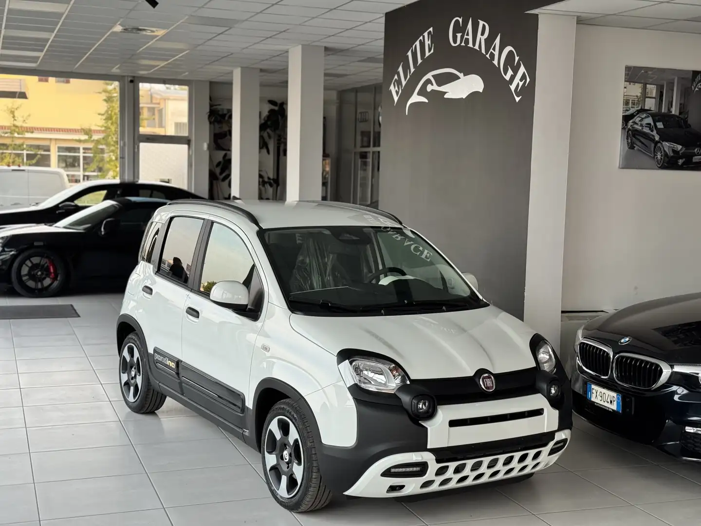 Fiat Panda 1.0 hybrid Cross 70cv LEGGERE DESCRIZIONE Bianco - 1
