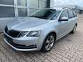 Skoda Octavia Combi Style/2.0TDI/1HD/MWST/AHK/SHZ/SpoS Silber - thumbnail 1