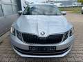 Skoda Octavia Combi Style/2.0TDI/1HD/MWST/AHK/SHZ/SpoS Silber - thumbnail 3