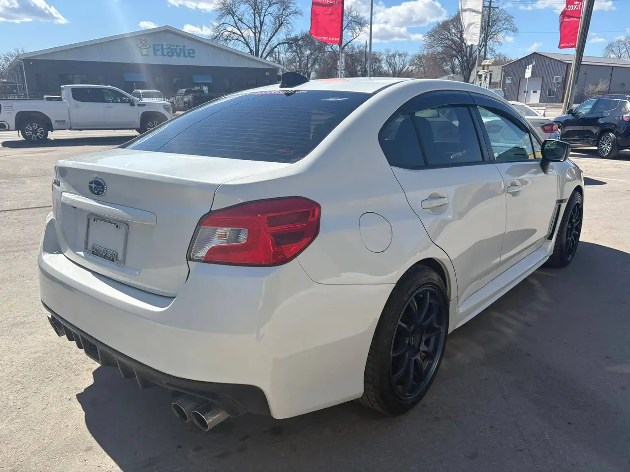 Subaru WRX снимка Subaru WRX